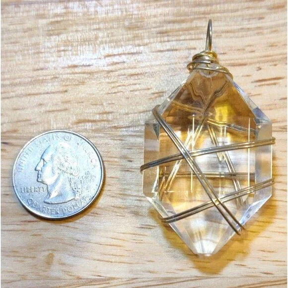 Crystal Pendant Only Wrapped In Gold Tone Wire - Picture 3 of 6